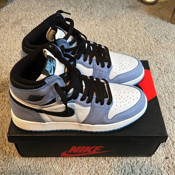 air jordan 1 retro high og white university blue black